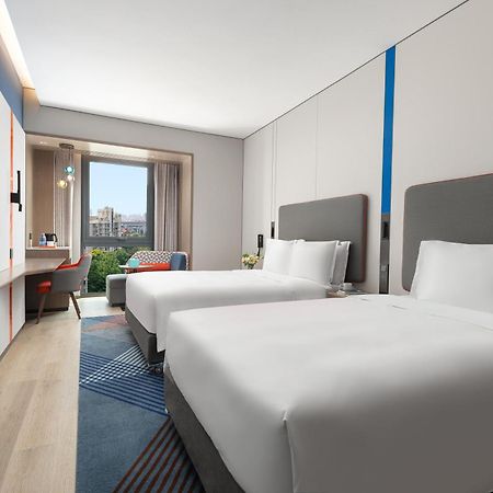 Holiday Inn Express Changfeng Park Sanghaj Kültér fotó